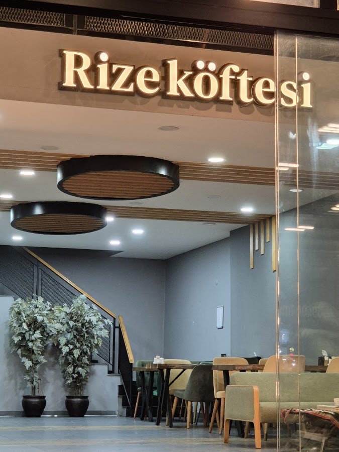 Mandiles Rize Köftecisi