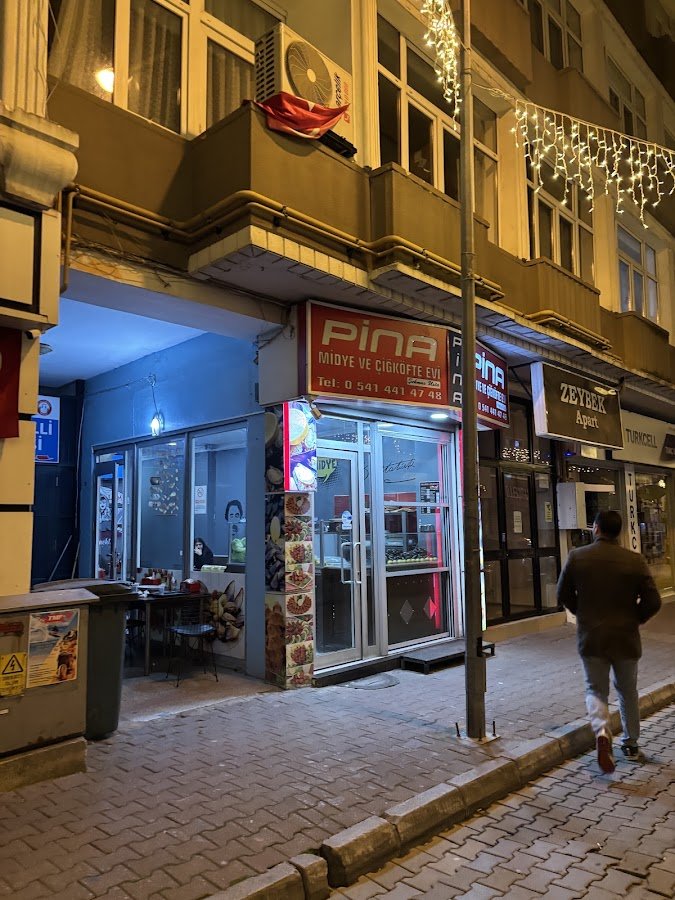 Pina Midye ve Çiğköfte Evi