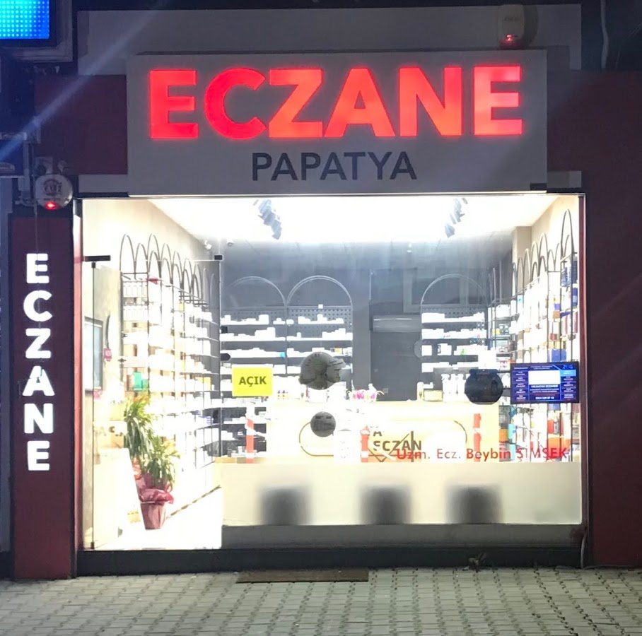 Papatya Eczanesi