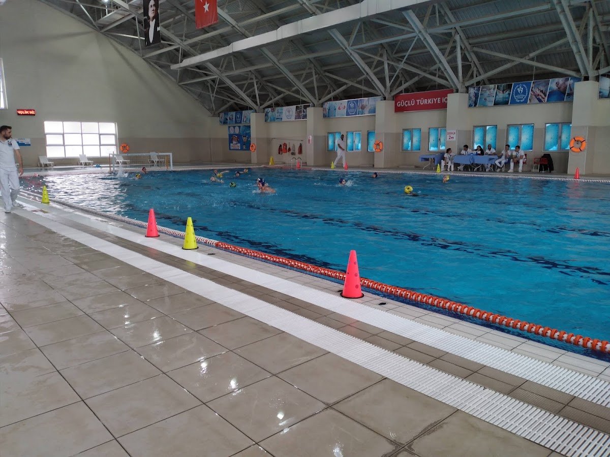 Nevşehir Gençlik ve Spor İl Müdürlüğü Yüzme Havuzu