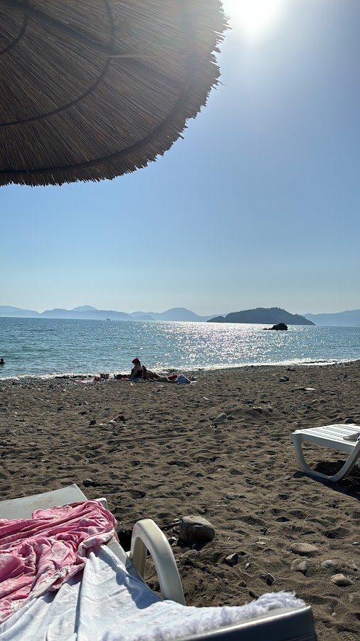 Karaot Beach
