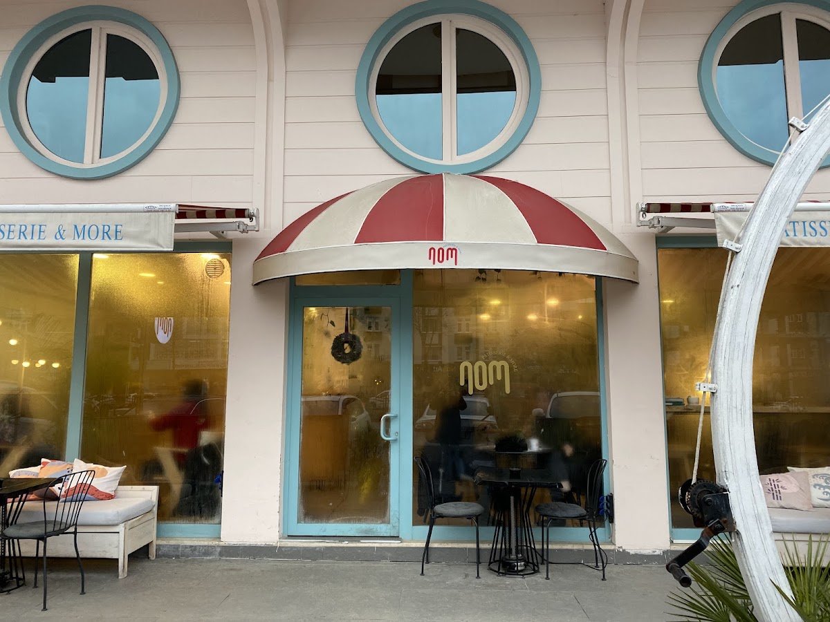 Nom Patisserie & More