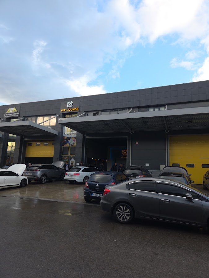 Beyinci İhsan Oto Beyin Tamir Servisi