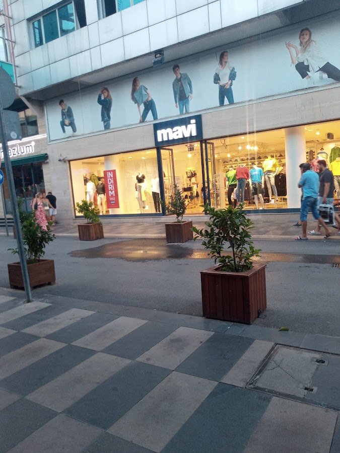 Mavi - Mersin Outlet Cadde