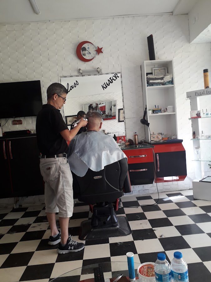 Class Erkek Kuaför Salonu