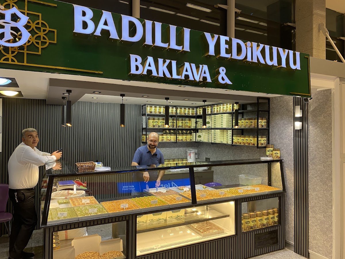 Badıllı Yedikuyu Baklava ve Fıstık