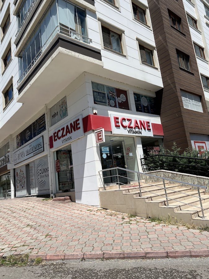 Vitamin Eczanesi (Belediye Düğün Salonu Karşısı)