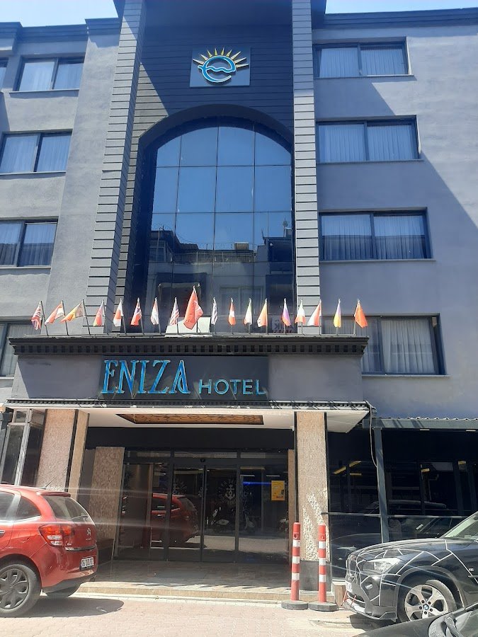 Eniza Hotel