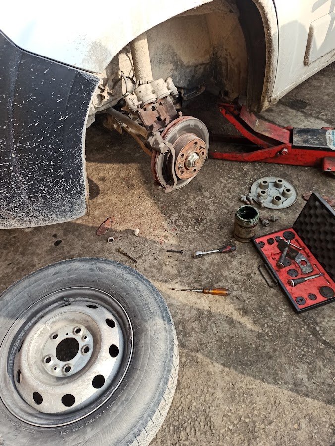 Teknik Oto Özel Ford Servisi