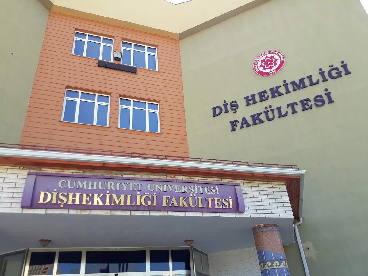 Cumhuriyet Üniversitesi Diş Hekimliği Fakültesi