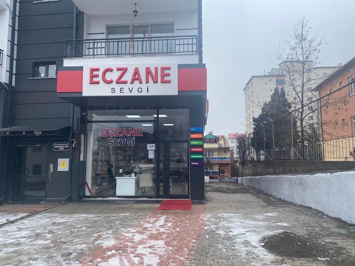 Sevgi Eczanesi