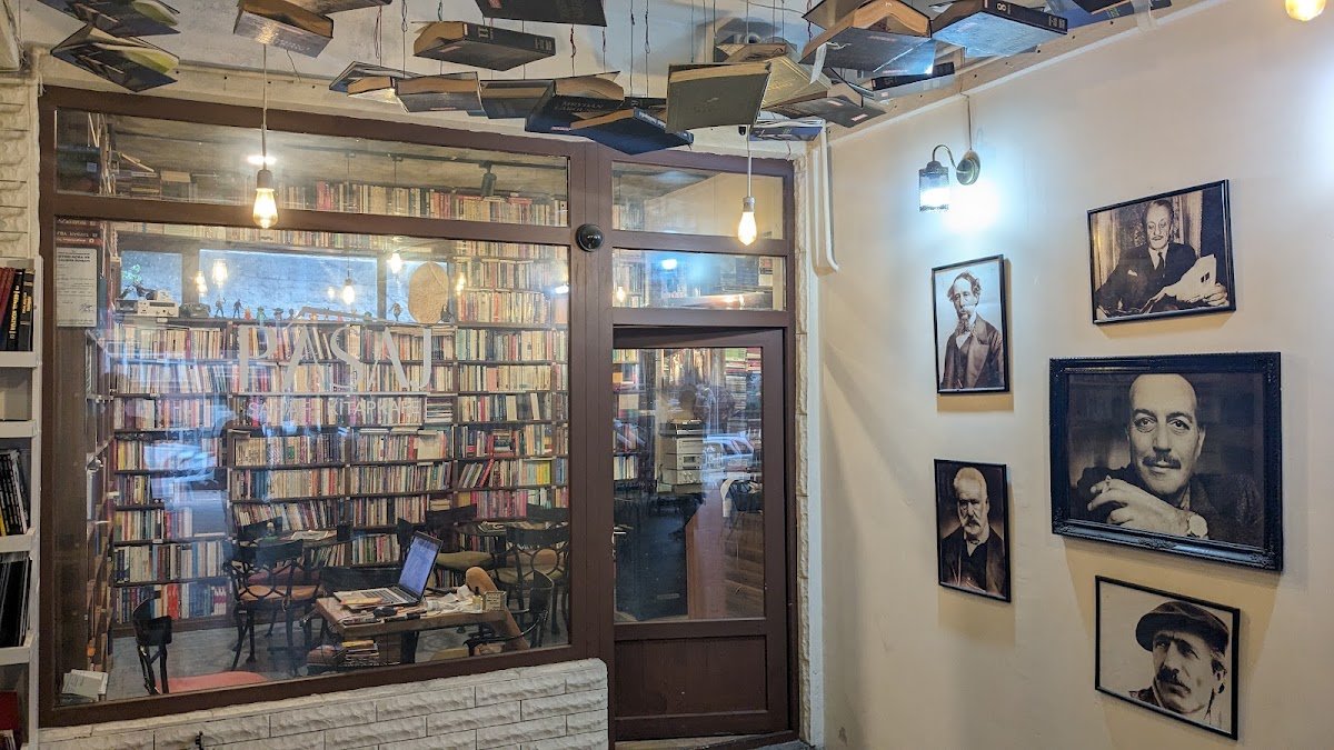 Pasaj Sahaf, Hediyelik, Kitap Kafe