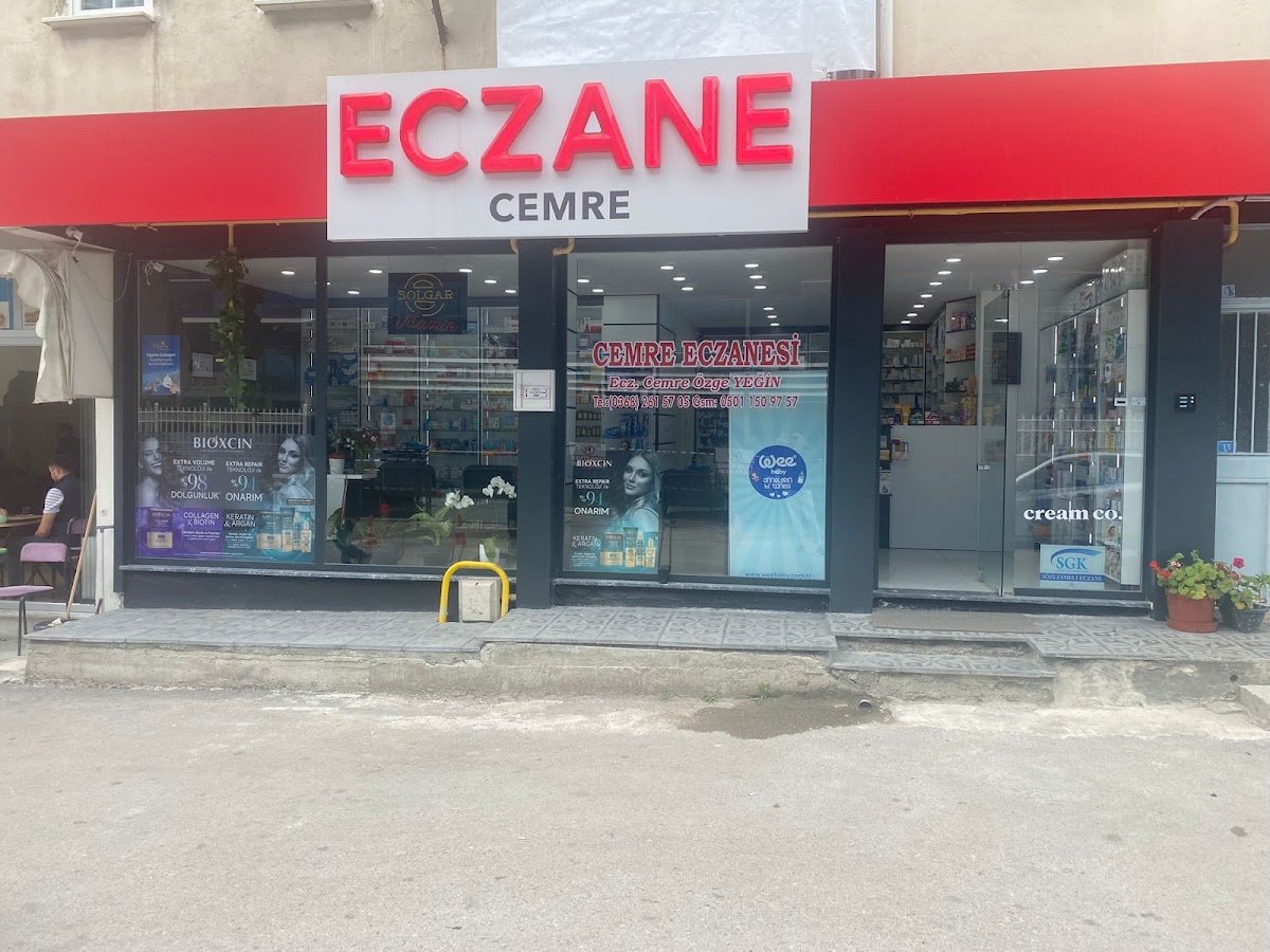 Cemre Eczanesi
