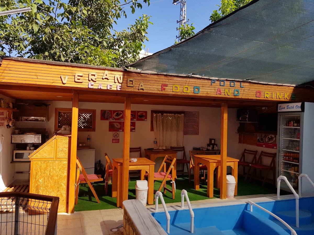 Motel Efua