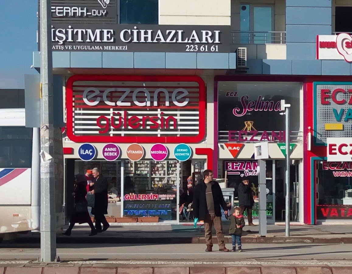 Gülersin Eczanesi