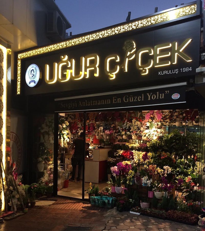 Uğur Çiçek Evi