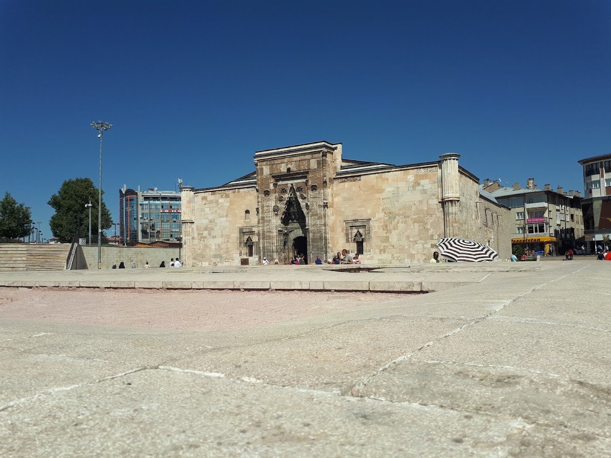 Sivas Tarihi Kent Meydanı